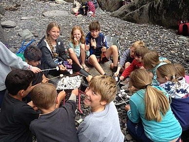 Marshmallows grillen, Englisch Sprachschule in Schull