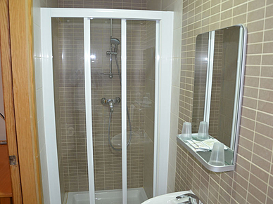 Beispiel Badezimmer Residenz, Malta Business Sprachreise