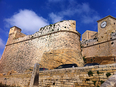 Festung in St. Julians, Englisch Sprachreisen für Schüler Malta