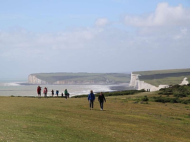 Spaziergang auf den Klippen bei Eastbourne, Englisch Sprachreisen für Erwachsene