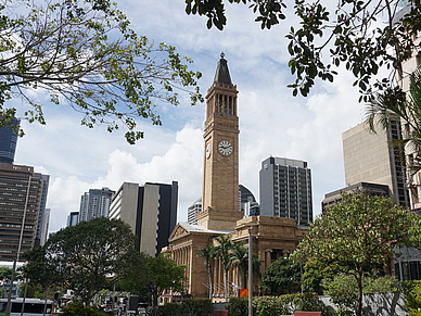 King George Square in Brisbane - Australien Sprachreisen für Erwachsene