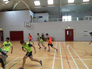 Hallenfußball, Englisch Sprachschule in Schull