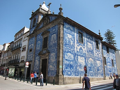 Capela das Almas - Sprachreisen nach Porto für Erwachsene