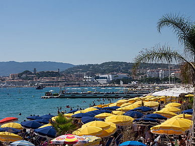 Strandpromenade von Cannes, Französisch Sprachferien für Schüler 