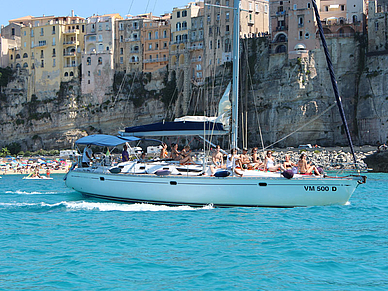 Segeln in Tropea, Italienisch Sprachreisen für Erwachsene