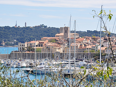 Blick über den Hafen, Schülersprachreisen Französisch Antibes