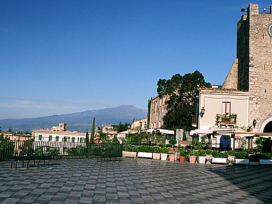 Blick auf den Vulkan, Italienisch Sprachreisen für Erwachsene