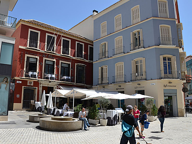 Unterwegs in der Altstadt von Málaga mit DIALOG-Sprachreisen