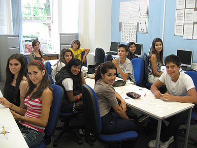 Unterricht im Computerraum, Englisch Sprachschule London Hampstead