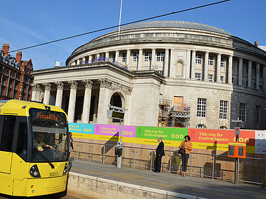 Bibliothek in Manchester, Englisch Sprachreisen für Erwachsene