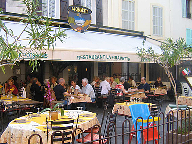 Restaurant in Antibes, Französisch Sprachreisen für Erwachsene