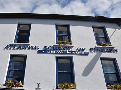 Gebäude der Englisch Sprachschule in Schull