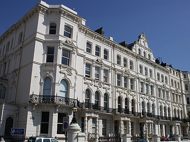 Gebäude der Business Englisch Sprachschule in Brighton