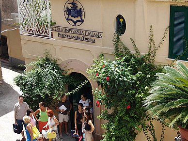 Gebäude der Italienisch Sprachschule Tropea