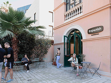 Terrasse der Spanisch Sprachschule Barcelona