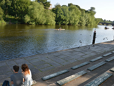 Abendstimmung am Wasser, Englisch Sprachreisen für Schüler