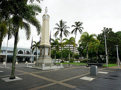 Cairns War Memorial - Englisch Sprachreise für Erwachsene