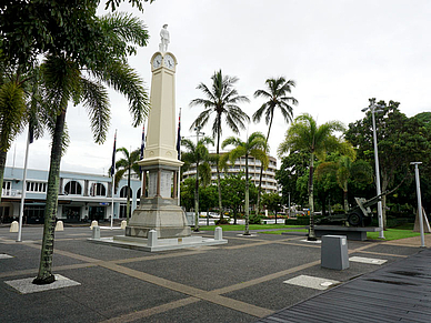 Cairns War Memorial - Englisch Sprachreise für Erwachsene